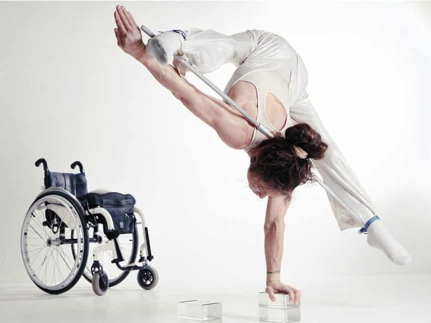 Silke Pan - Jongleuse - Annuaire - VivaLaFiesta.jpg Silke Pan - Jongleuse - Annuaire - VivaLaFiesta.jpg